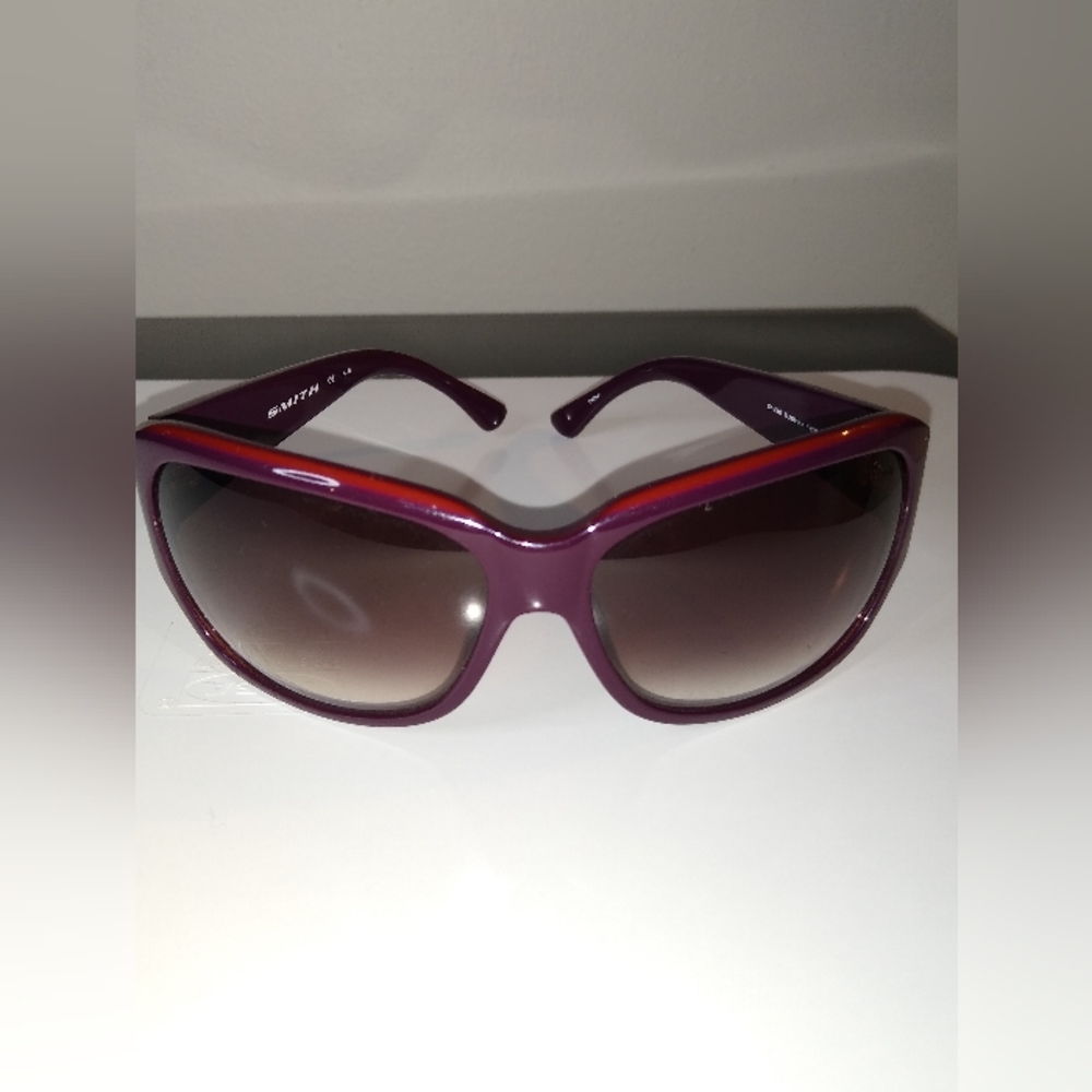 SMITH OPTICS - Cameo Sunglasses -Red Pearl
